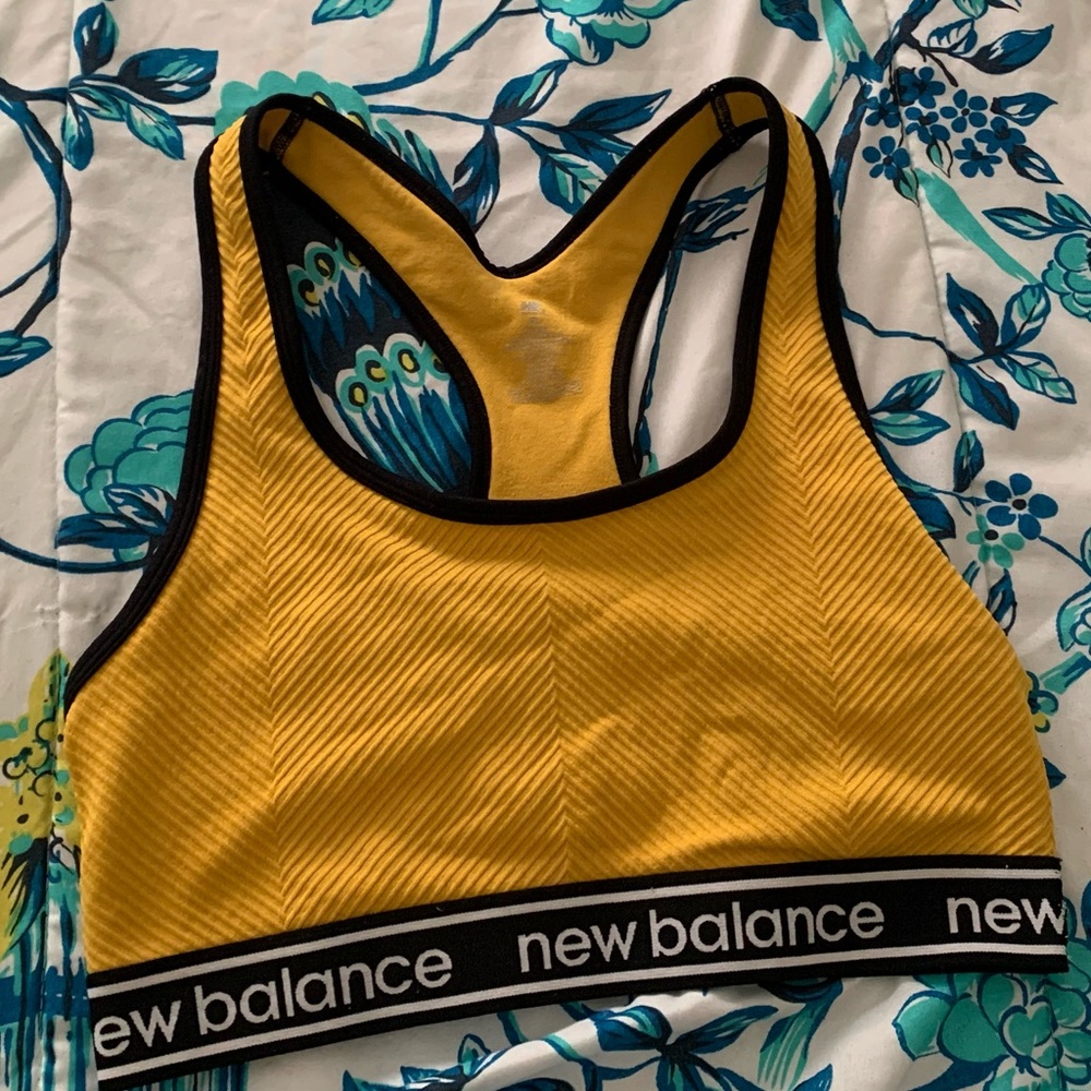 NEW BALANCE sports bra